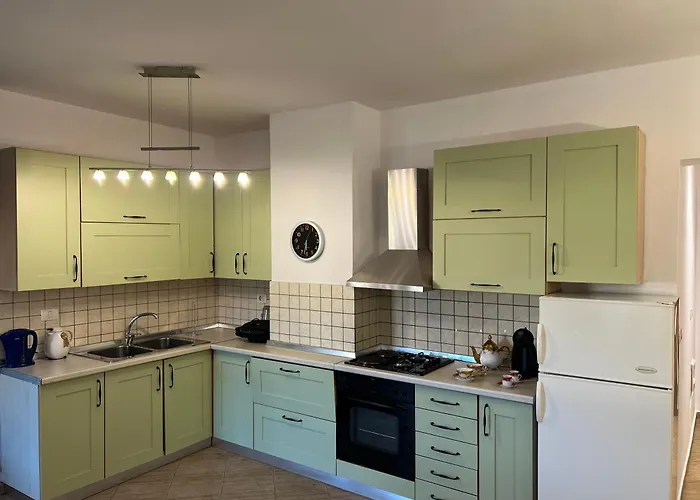 Elin\'S View Stylish Central Apartment With Panoramic Terrace